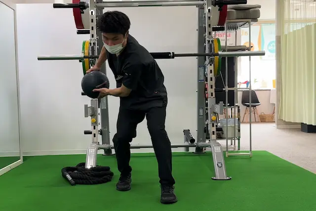 メディシンボールスロー