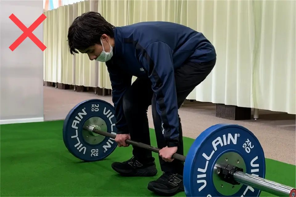 デッドリフト（引き始め）NG例
