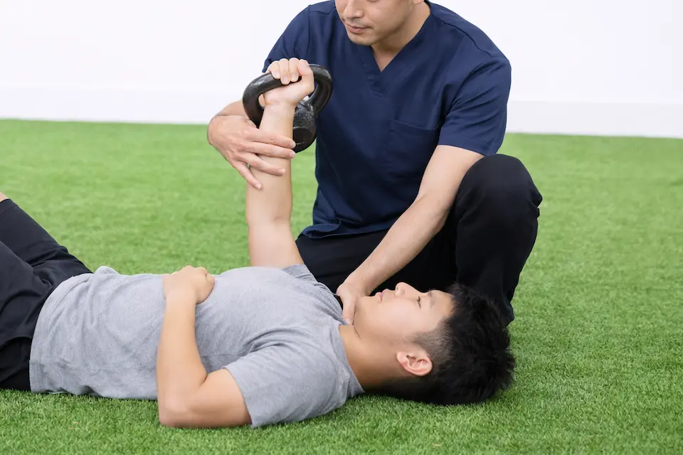 上腕骨疲労骨折のリハビリ